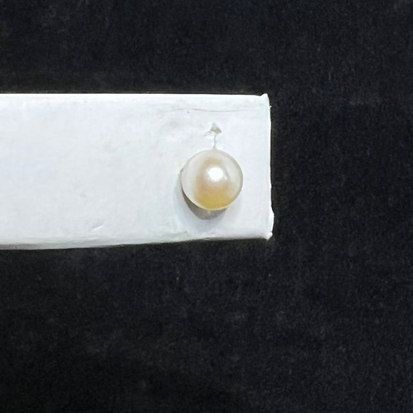 Vintage 14k Yellow Gold Pierced Stud Pearl Earrings (3191) - Picture 4 of 11